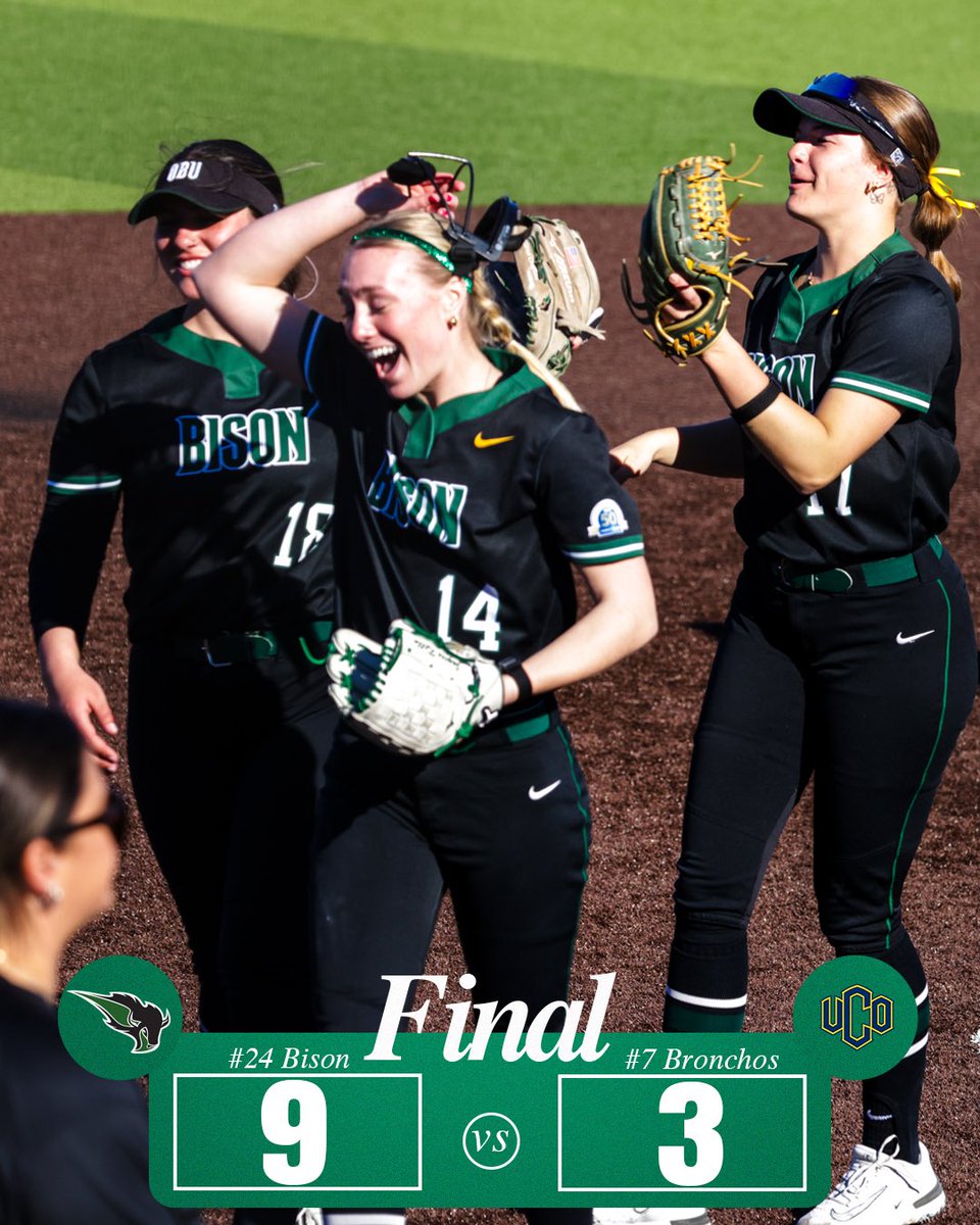 OBU_Softball's tweet photo. That's a big-time win right there. 😎 #OnToVictory https://t.co/r90e6bDVqm