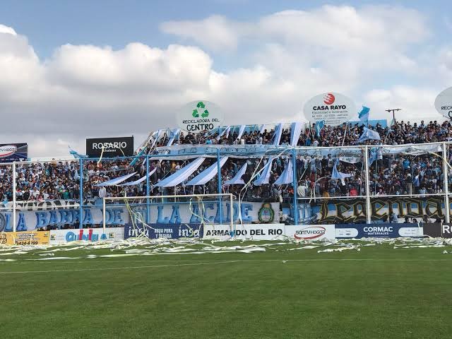 “HE APRENDIDO A RESIGNARME”

🗣️ MANUEL PEREZ EN SUCESOS DEPORTIVOS:

“Me hacía mala sangre, hoy no. Haremos la gestión para los que se sumen, no hago más cuentas.

El socio sabe que el club está en buenas manos, esta saneado, hermoso, lo que he dicho lo hice con la gestión”