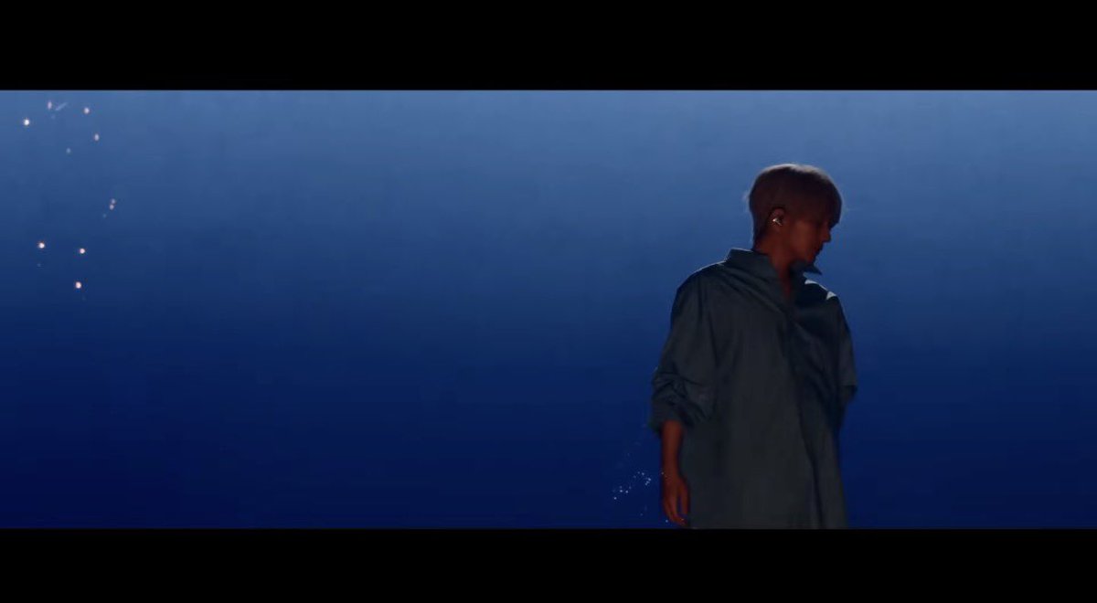 最初から最後まで
全てが美しい✨✨

暗転する最後の最後まで
Nissyが美✨

Rendezvous
何回も観て感動してる🥹🫶
やっぱりRendezvous大好きです💓

 #Nissy
 #Nissy_Re10th私の推し曲 
 #Rendezvous

⬇️最後口笛のところ
youtube.com/clip/UgkxuvI-x…