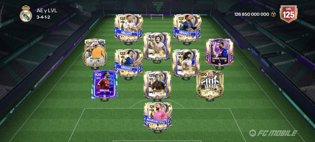 robertbogarin's tweet photo. @purefootball_x I got Buffon, I was thinking of swapping him for Donnarumma but I think Donnarumma is better 
Raphina utoty took it out these days 
Any other suggestions? https://t.co/07CvzZVihh
