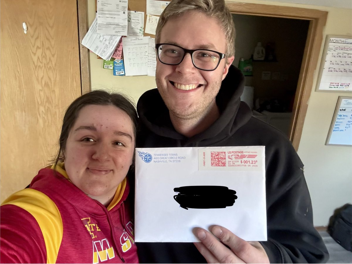 TannerKnutsen30's tweet photo. Huge shout to the @Titans for sending me and my fiancé a complimentary koozie and congratulations card! That’s why you’re my favorite team! #TitanUp https://t.co/3J7Ac8Sjur