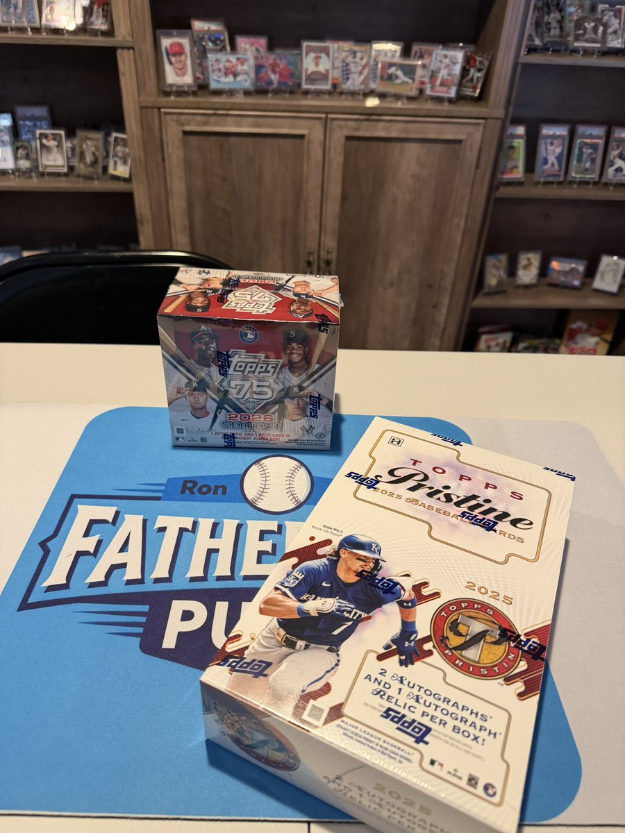 Our boxes for the weekend have been delivered!! 🔥🙌🤞🏻⚾️

<a href="/CardPurchaser/">Card Purchaser</a> <a href="/davisdugout/">Davis’ Dugout</a> <a href="/Topps/">Topps</a> <a href="/JoeyFerr42/">Joey Ferrante</a> <a href="/RonFerrante/">Ron Ferrante</a>
