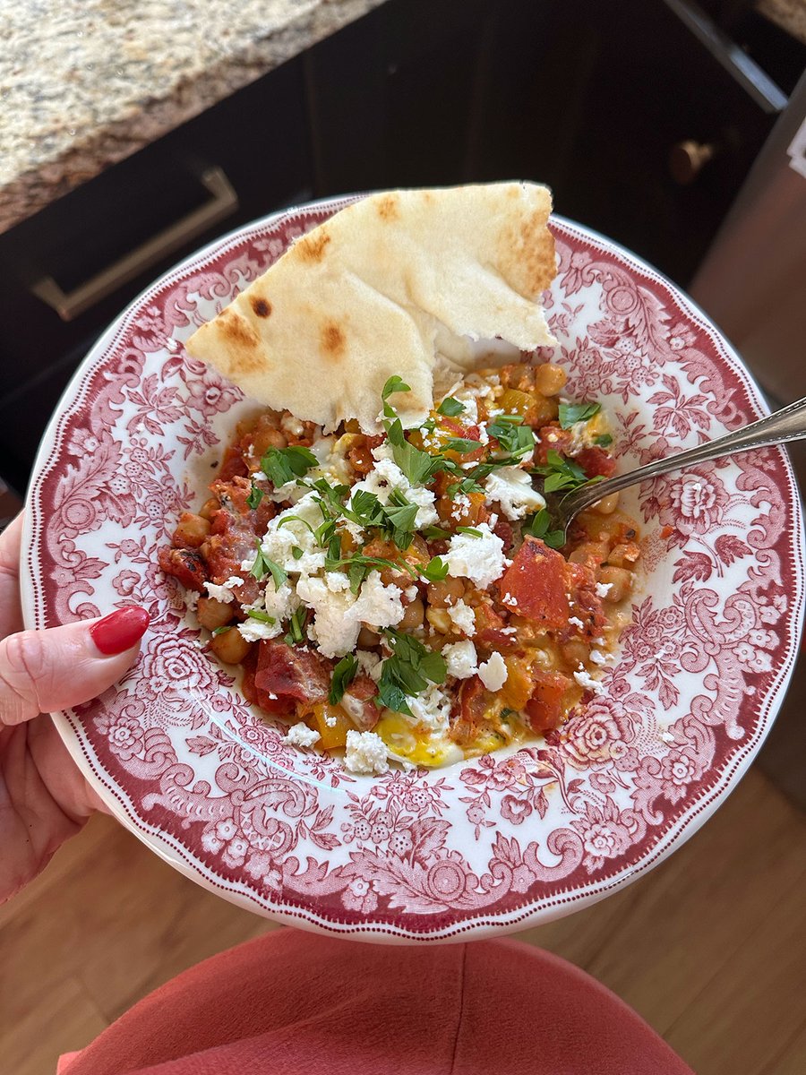 Sarah Bond | Live Eat Learn tweet media