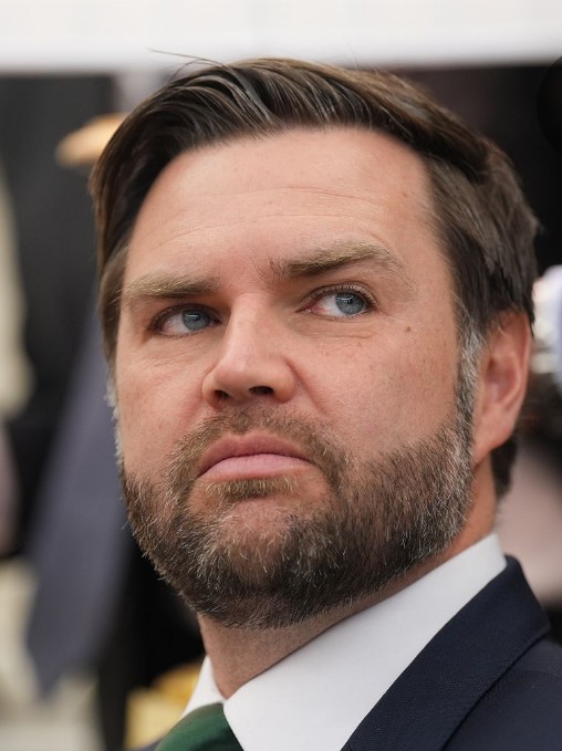 nwtony65's tweet image. Read "‘Gonna be Pissed!!!’: #DoucheBagDementiadonnie Publicly Shamed a Woman’s Face, Then #ChubbyCheeks #CouchFckrjdvance Eagerly Piled On, Then a Brutal Photo Emerged That Blew a Hole Straight Through Their Insult!!!"
on SmartNews: l.smartnews.com/p-79nmUxIQ/SrM… #SmartNews