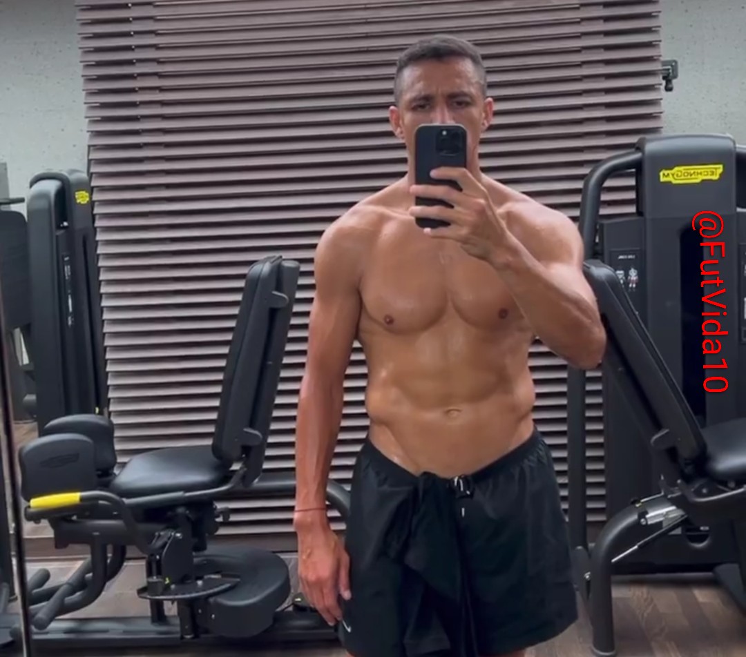 O chileno Alexis Sánchez é muito gostoso. 

🇨🇱🇨🇱🇨🇱😻😻😻

#Futebol #Soccer #Gostoso #Football #Chile #Chileno #Macho #SevillaFC #SanchezFV #AlexisSánchezFV