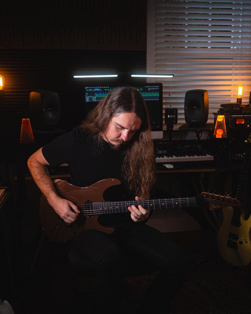 Suhr Custom tweet media