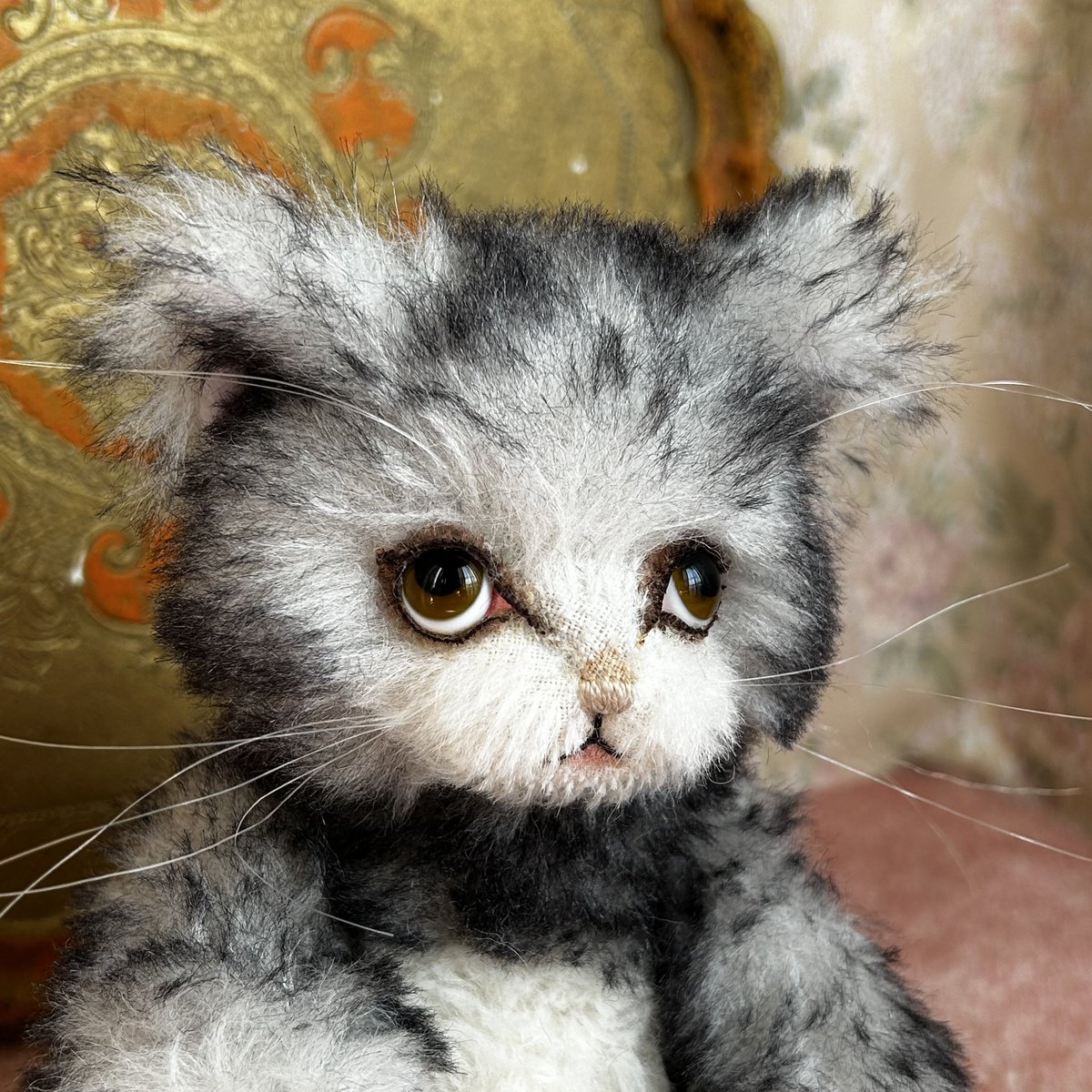 リッティベアさんでの新作3体販売日が決まりました😊
明日14日(土)12時～店頭販売開始、16時～ネット通販開始です🍀
1枚目の仔はふくふくにゃん🐾໊です💖23cmくらいですがアルパカの毛足が長めなのでふわっふわです🦙 ̖́-
shop.rittibear.com/view/category/…