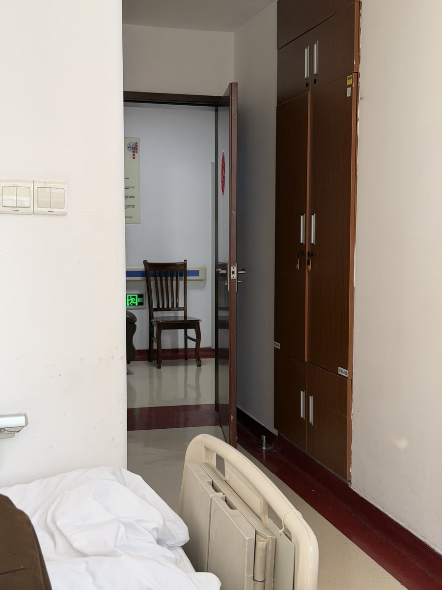 大空レン tweet media