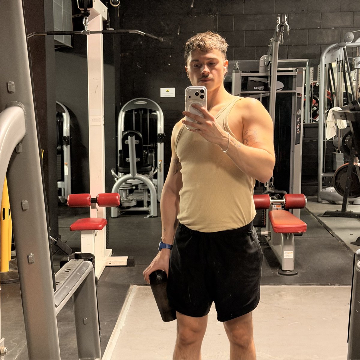 Jonathan. tweet media