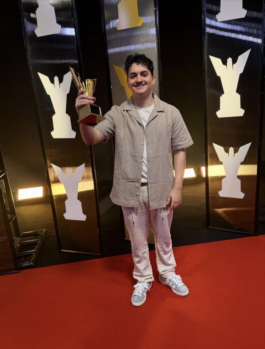 Lucas Rafael tweet media