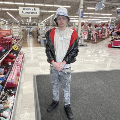 JullianPrior's tweet photo. #NewProfilePic https://t.co/D6cUCgZ2MV
