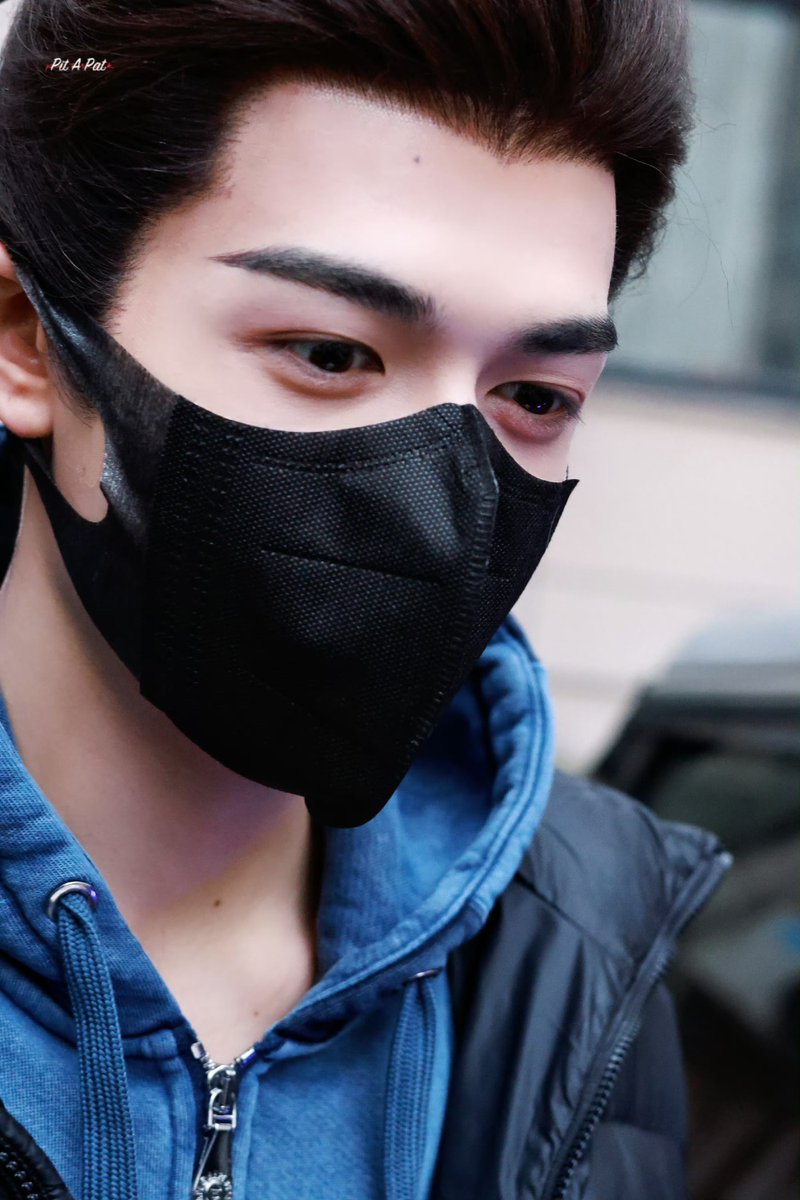 mingy_mingy's tweet image. คือเดี๋ยวนะ คุณลูกชายทรงงานโหดมาก
- เลิกกองเรือตี 1
- มาแต่งหน้ากองหมิงตี 4
- ตื่นมาอีกที 6.30 ฮีแต่งหน้ากองหมิงเสร็จแล้ว!
แล้วได้ข่าวว่าวันนี้มีtgกองเรือด้วย อย่าบอกนะว่าเดี๋ยวเสร็จกองนี้ไปต่อกองนู้น …. โอเค๊ จิ๋วนิคกำลังโตแหละเนอะ พิแพทสู้ๆนะคับ อย่าป่วยก็พอ เป็นกลจ.ให้หนูนะ✌️