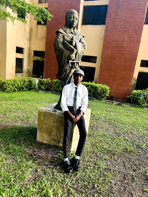 IbrahimTaiwo_'s tweet photo. Today I turn a year older 🤭
Happy Birthday to me!❤️ https://t.co/pAug1OdeQn