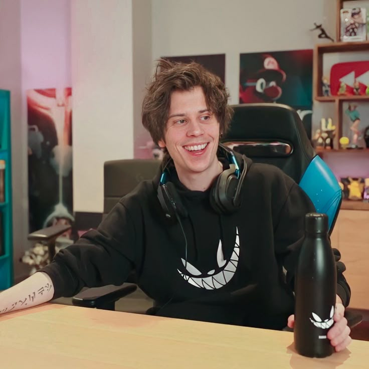 Jean 〰️ bkdk lover !! ((o(^∇^)o)) tweet media