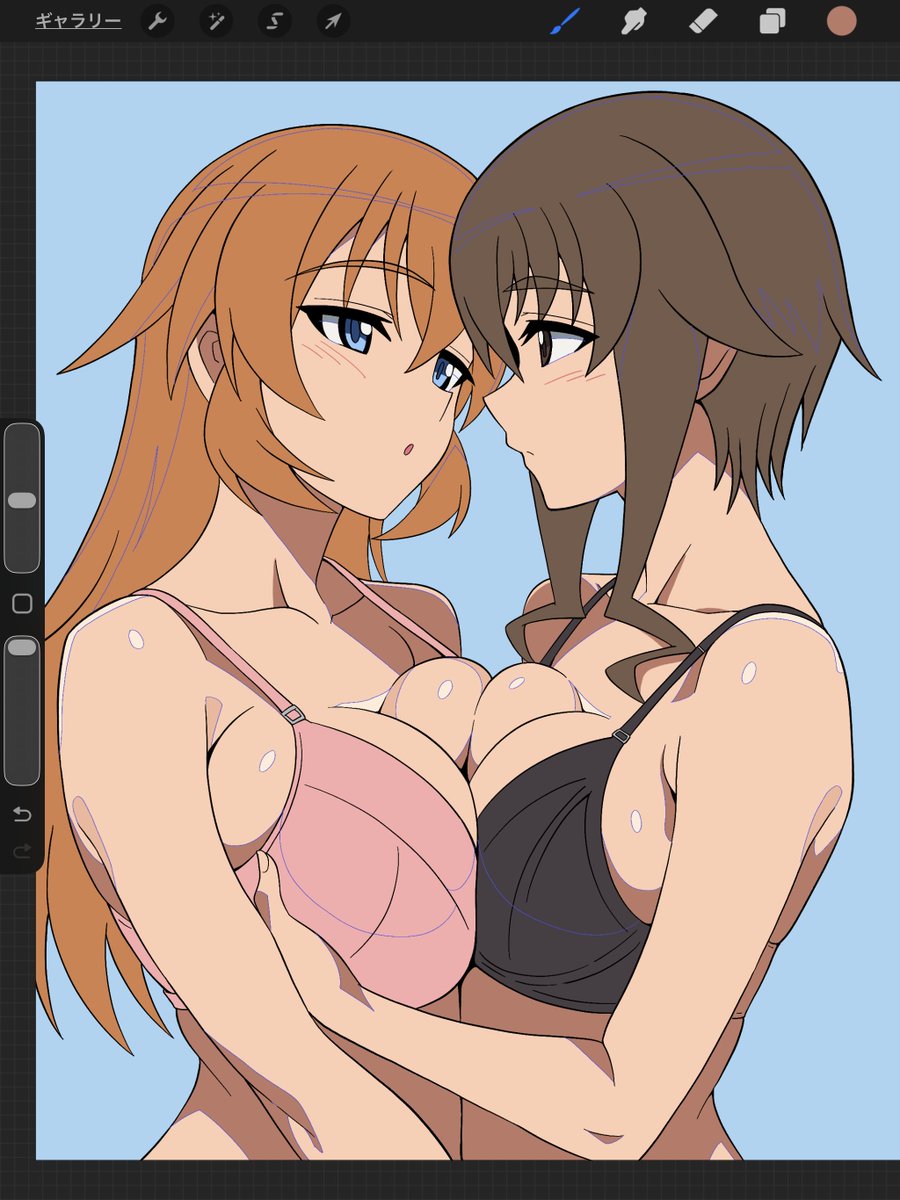 塗りの途中だけど、
線画レイヤーでバケツ塗り、
線画+影線レイヤーでバケツ塗り、
線画レイヤーのみ表示。

やっぱ色が乗ると印象がガラッと変わる。このペンはバケツ塗りが楽だけど、もっと細く仕上げたい所。

完成は近い。 