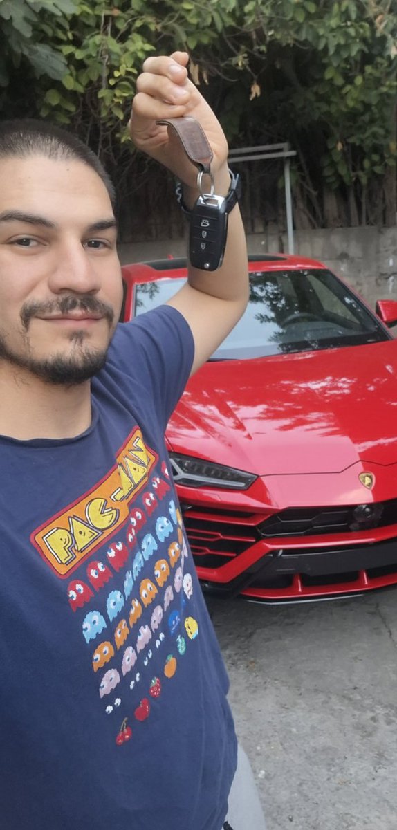 Samuelheros21's tweet photo. @DBATTAGLIAYtube Perdóname David🥹 https://t.co/tId6AtkH0W