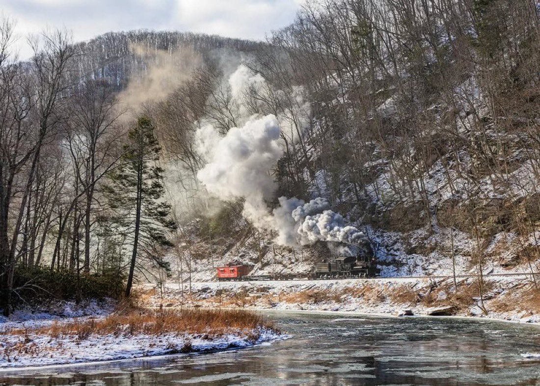 WestVirginia'sBlueRidge tweet media