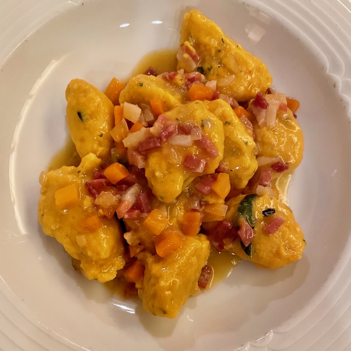 Edward Schneider tweet media