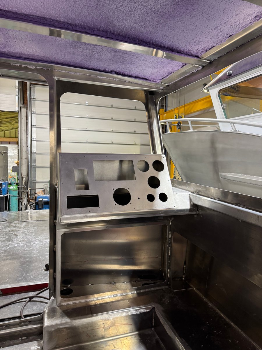 Liquid Metal Marine tweet media