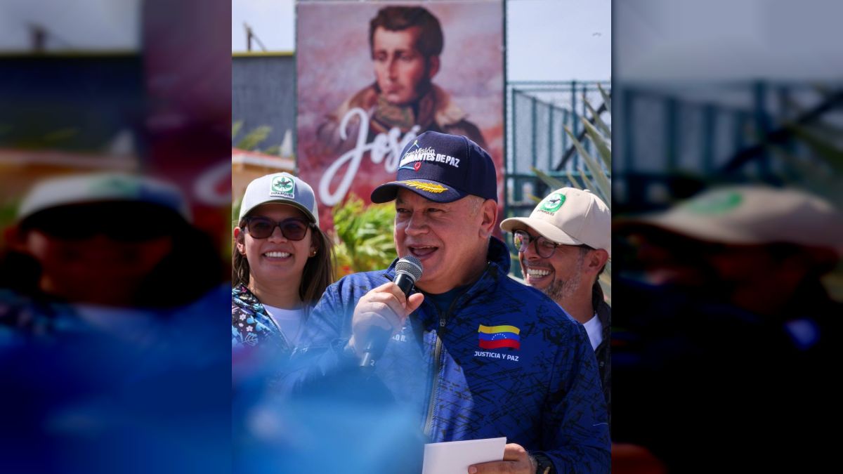 El vicepresidente Sectorial de Política, Seguridad Ciudadana y Paz, Diosdado Cabello, lideró el despliegue Carnavales Seguros 2026 este jueves 12 de febrero desde el estado Falcón, donde anunció un total de 228 mil 28 funcionarios de seguridad que resguardarán la integridad de