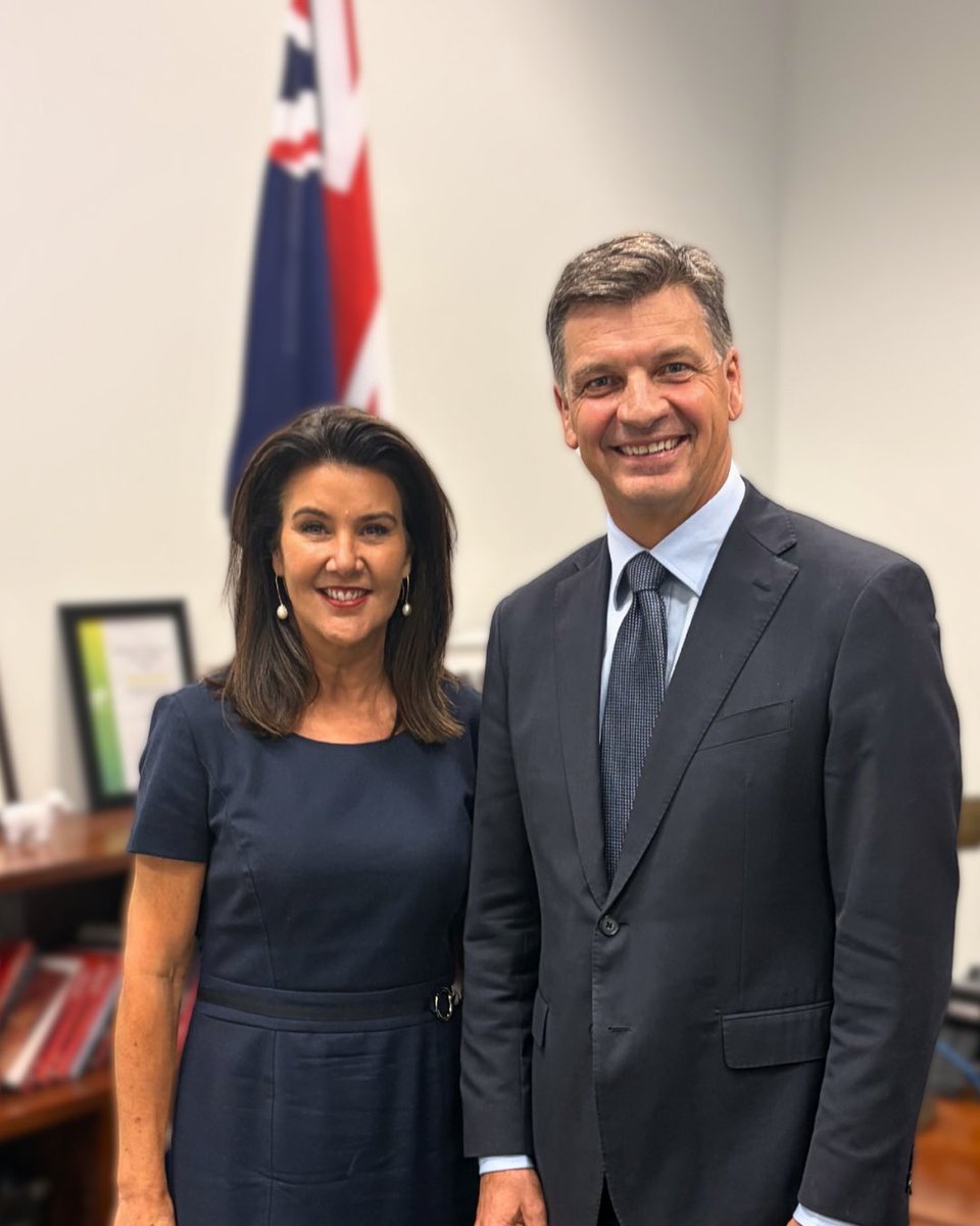 It’s an immense honour to be elected as leader of the Liberal Party. 

I am looking forward to working with my deputy, Jane Hume to serve the Australian people.

#auspol