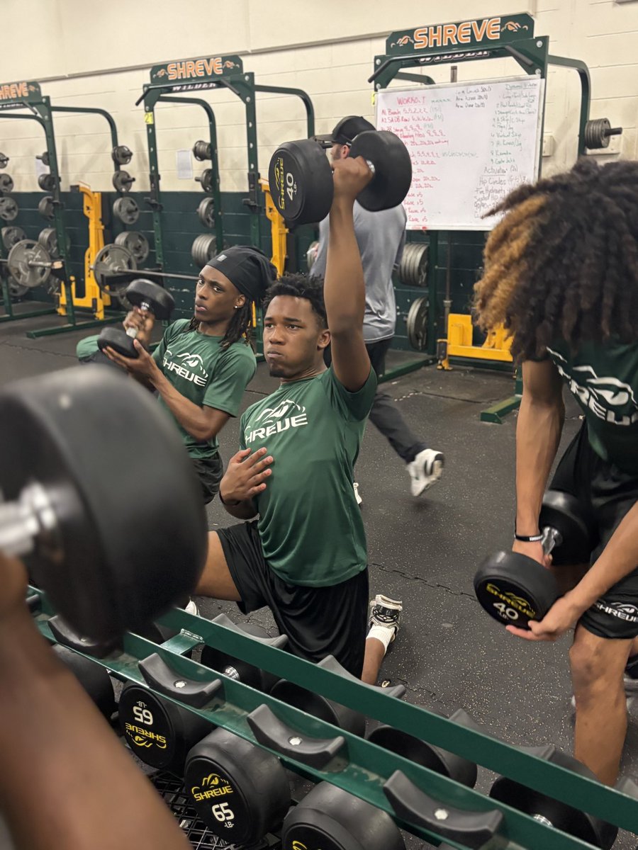 Captain Shreve Football tweet media