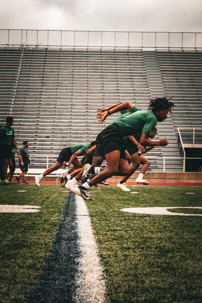 Captain Shreve Football tweet media