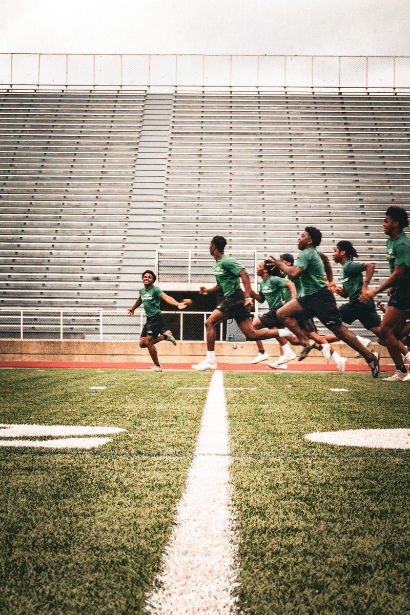 Captain Shreve Football tweet media