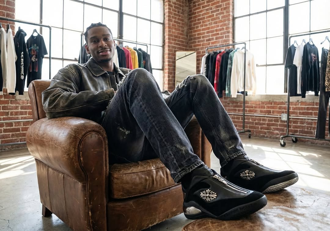 JustFreshKicks tweet media