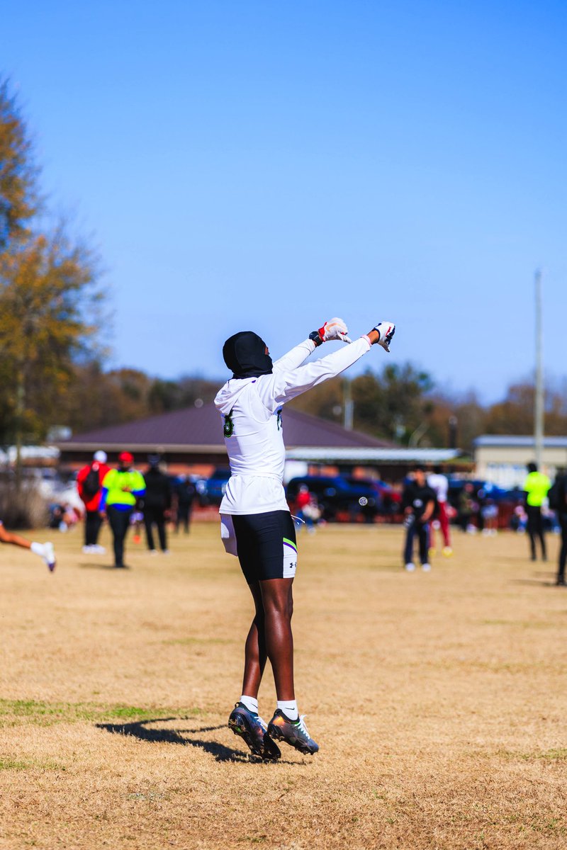 kendalljr_'s tweet image. Always grateful for the opportunity to play the game I love. 🙏🏾

@LAvsAllYall @RecruitLouisian @GenLouisiana @PrepRedzoneLA @fleauxT7 @CAMP_HARDY @JeritRoser @samspiegs @garlandgillen @Rivals 

#classof2029 #louisiana #cornerback