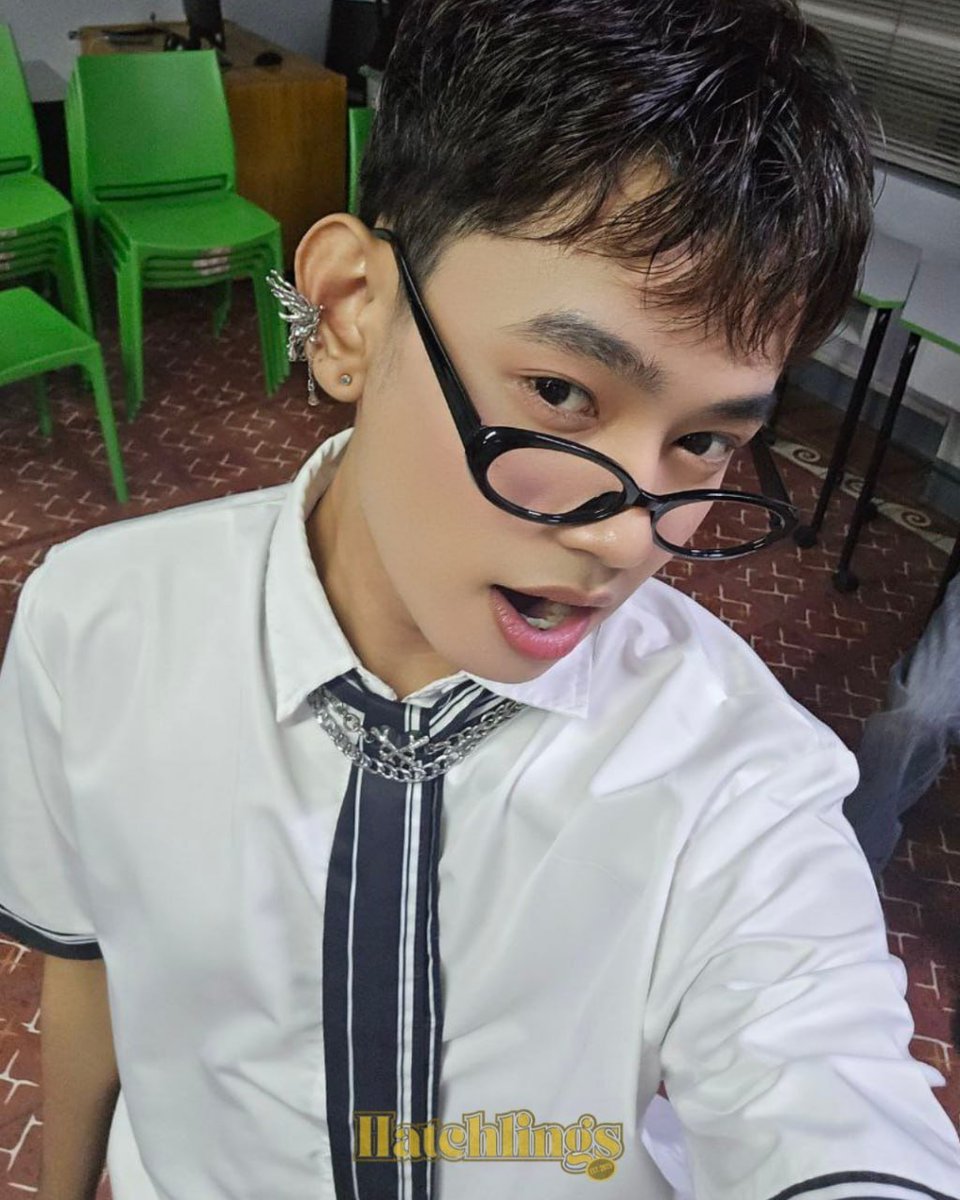 luminares_ofc's tweet photo. #HatchOfTheDay 🐣
02.11.2025
Out To Groove '26

Paulinians got a 1st look at Jay’s new haircut that instantly stole hearts! Catch more at their pre-debut showcase this March 1! Register now &amp; see you there Hatchlings!

#NXTPreDebut #GoodyGoodyGood
#NXT
#NXT_Jay @Jay_Mejoradaa https://t.co/0CSCsUO25K