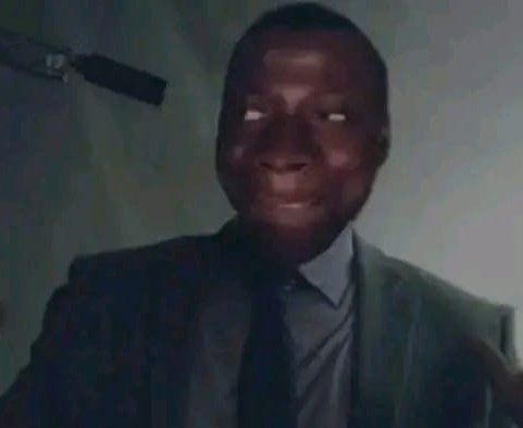 The only gift some of you will receive on Valentine's day is the gift of life 😂💔