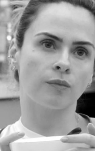 opoetadafavela_'s tweet image. 🚨 URGENTE ! De acordo com INSIDER…

A Central Reality é o novo FÃ CLUBE OFICIAL da Ana Paula Renalt! 💥👑

Segundo informações de bastidores, a estrutura já está montada com foco total em:
🔥 Atualizações em tempo real
📲 Mutirões organizados
🎥 Conteúdos exclusivos
💬…