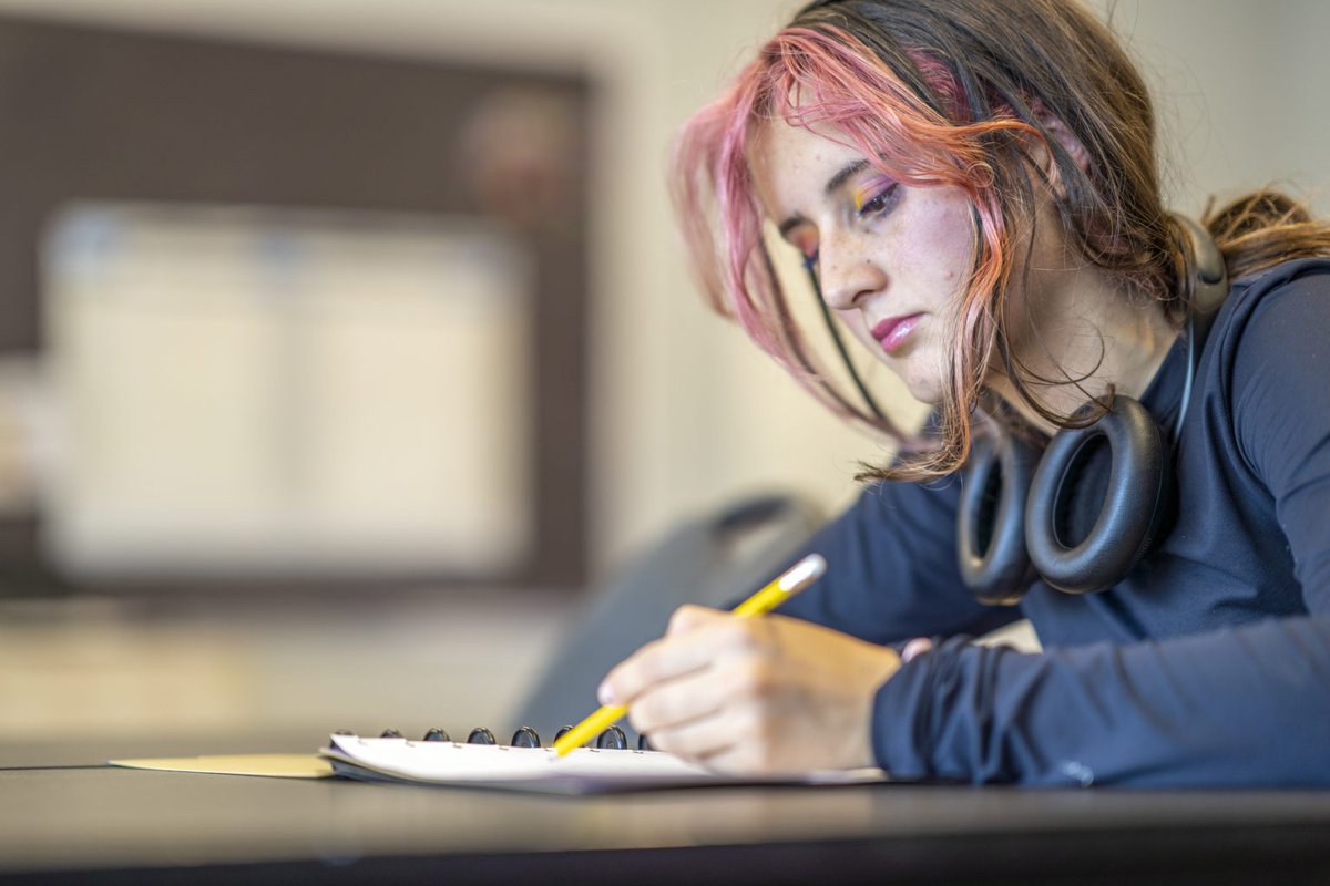 YouthWrite Spring Break Youth Creators' Camp is now open for registration!

AD Click the link below to find out more information and about their 30th Anniversary 📝

modernmama.com/youthwrite-spr…

<a href="/YouthWrite/">YouthWrite ✒️</a> #yeg #youthwrite #Springbreak #springbreakcamps #edmontoncamps