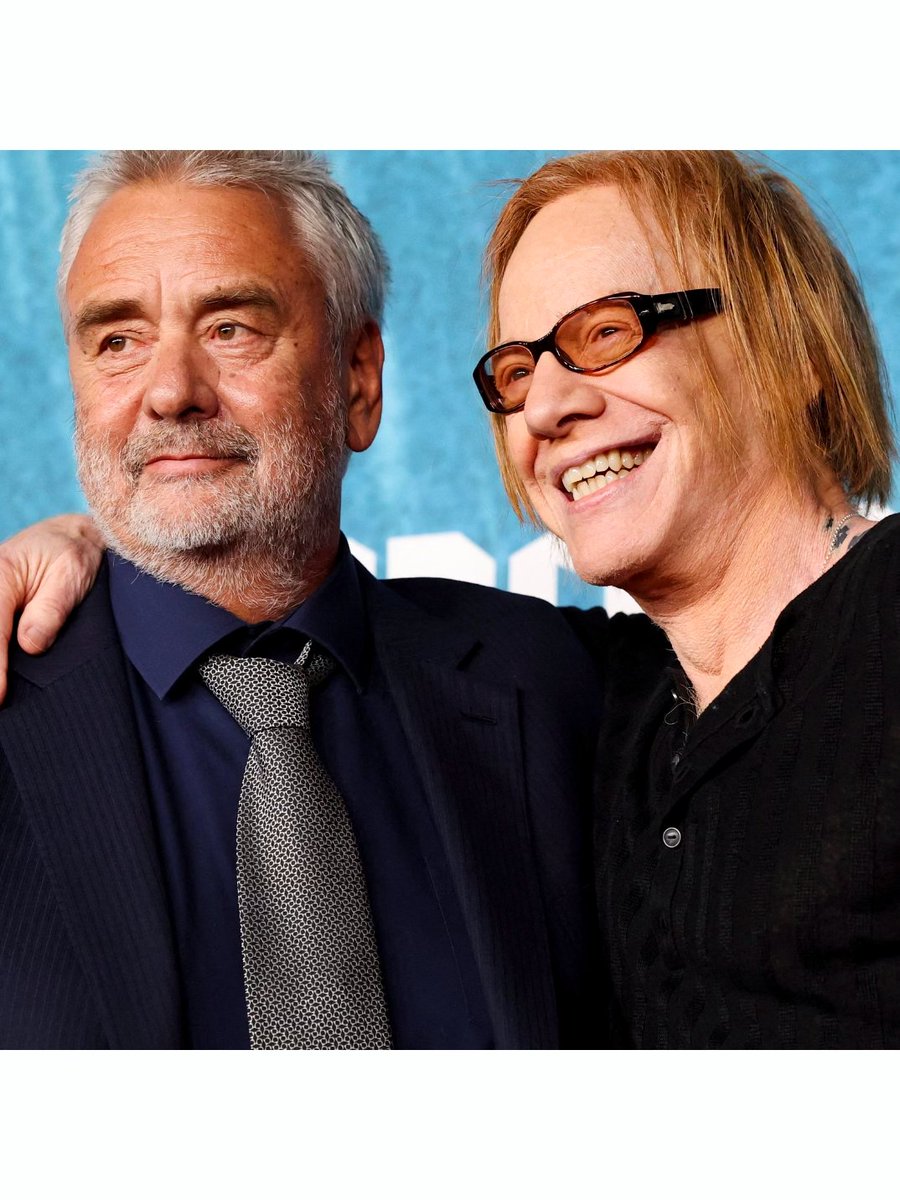 Danny Elfman tweet media