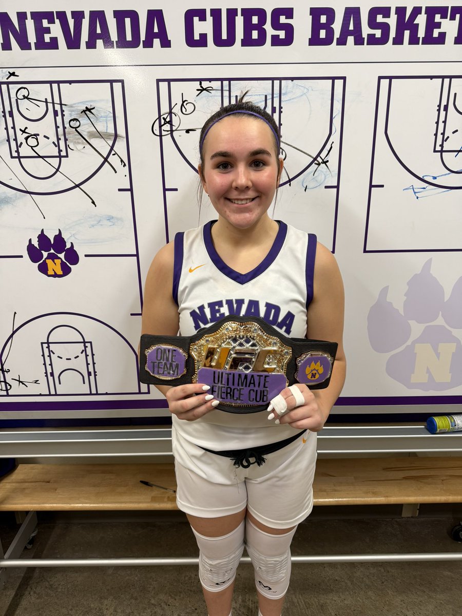 Nevada_GBB's tweet photo. Congratulations to Emilee Kelly our Ultimate Fierce Cub award winner for her performance against Perry. She finished with 18pts 11 Rebs 4 stls and was 6-7 from the FT line.#ONETEAM #NevadaCubPride #TeamCubs https://t.co/SGmsi4cpyH