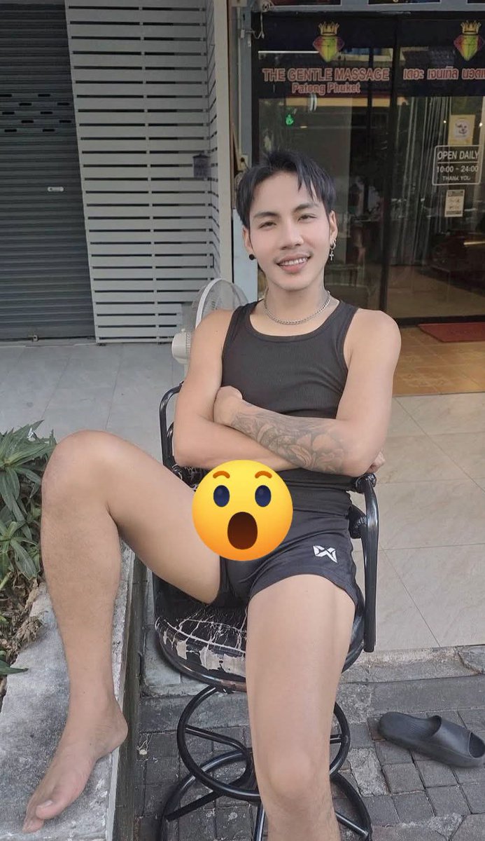 yatan2552's tweet photo. นั่งไหมครับ https://t.co/hcDf5b6zU0