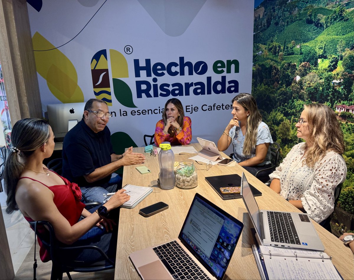 Seguimos avanzando de manera articulada con la Secretaría de Desarrollo Económico de <a href="/Gob_Risaralda/">Gobernación de Risaralda</a> en el impulso del proyecto PLOC y el fortalecimiento del sistema férreo, dos iniciativas estratégicas que aportan a la competitividad y el desarrollo económico de la región.