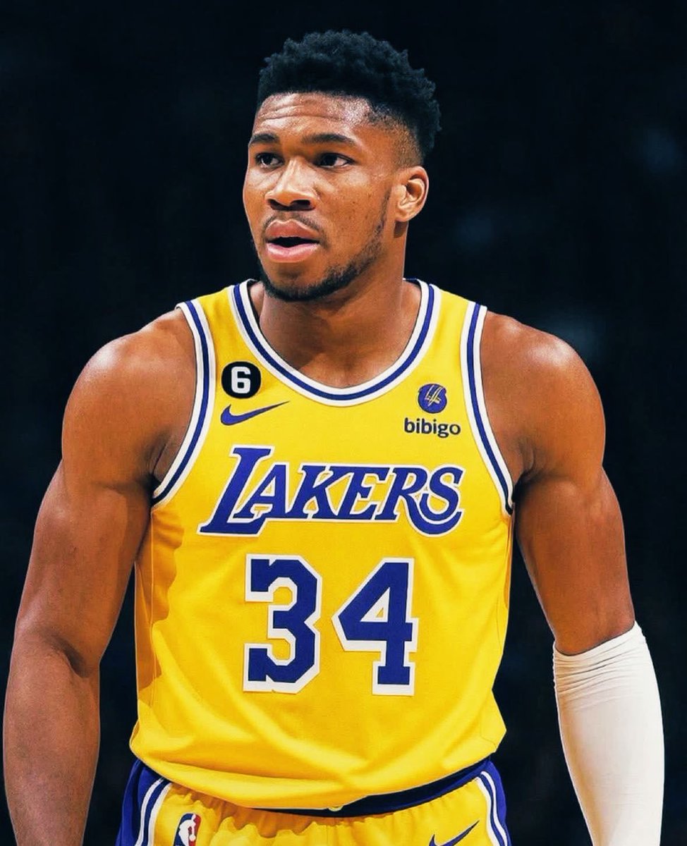 LakeShowYo's tweet photo. @Giannis_An34 see you this summer https://t.co/jS5ZGRaJVs