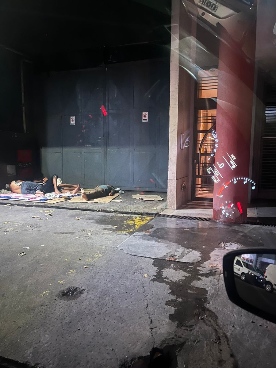 La gente tiene miedo!
A quién recurre?
A Cerebro!
Me ayudan con un rt?