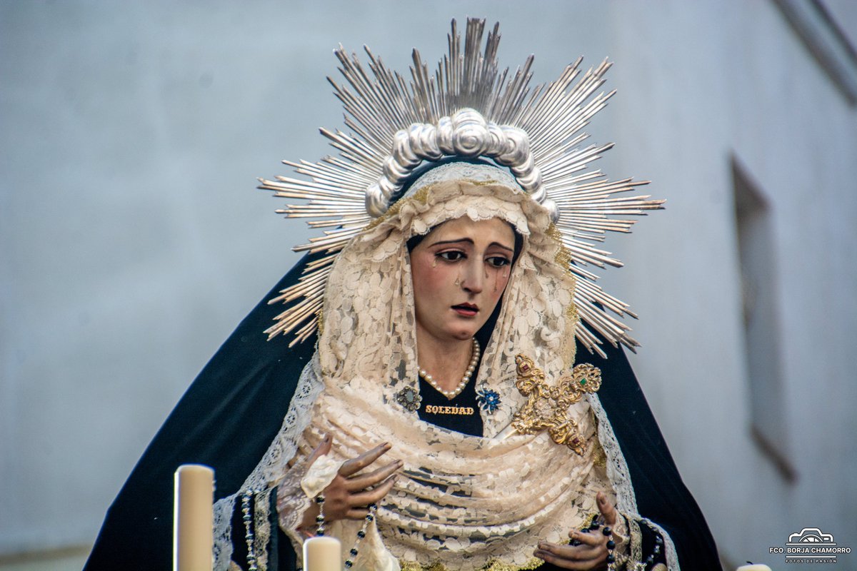 📸HILO FOTOGRÁFICO

⚪️⚫️Traslado Nuestra Señora de la Soledad a la Parroquia del Rosario.