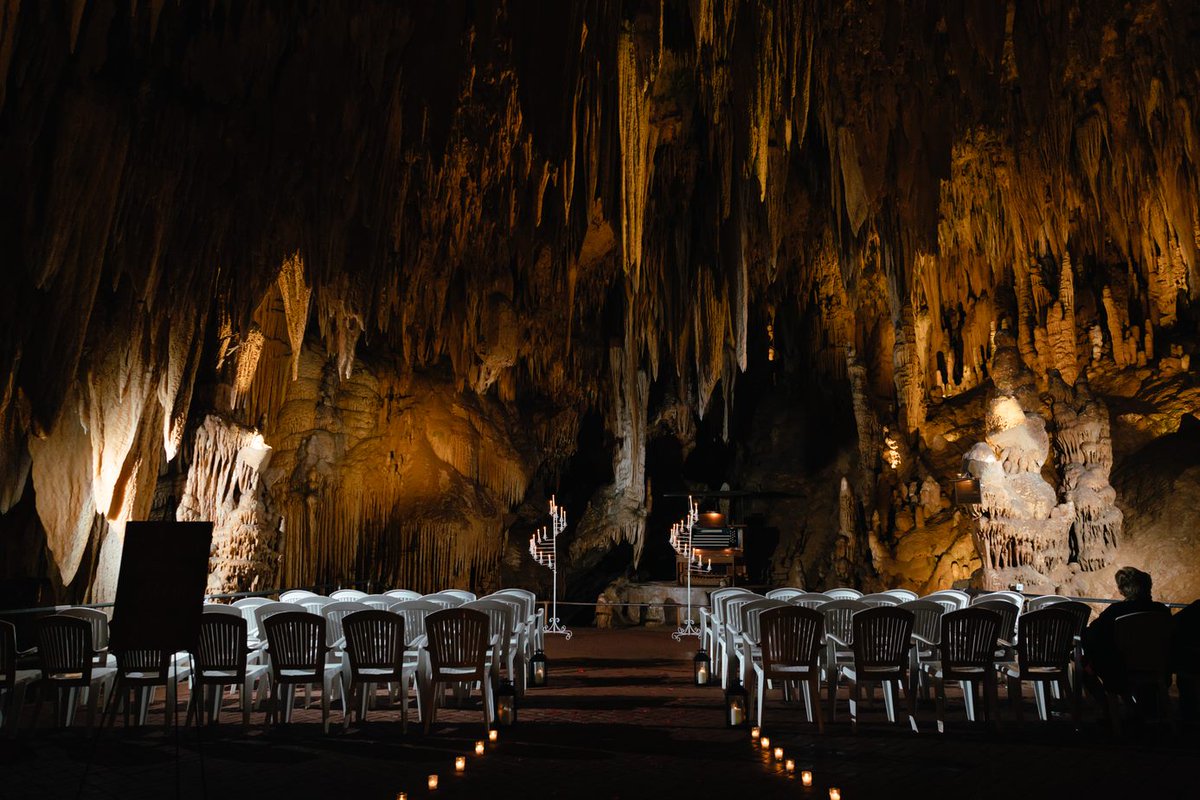 Luray Caverns tweet media
