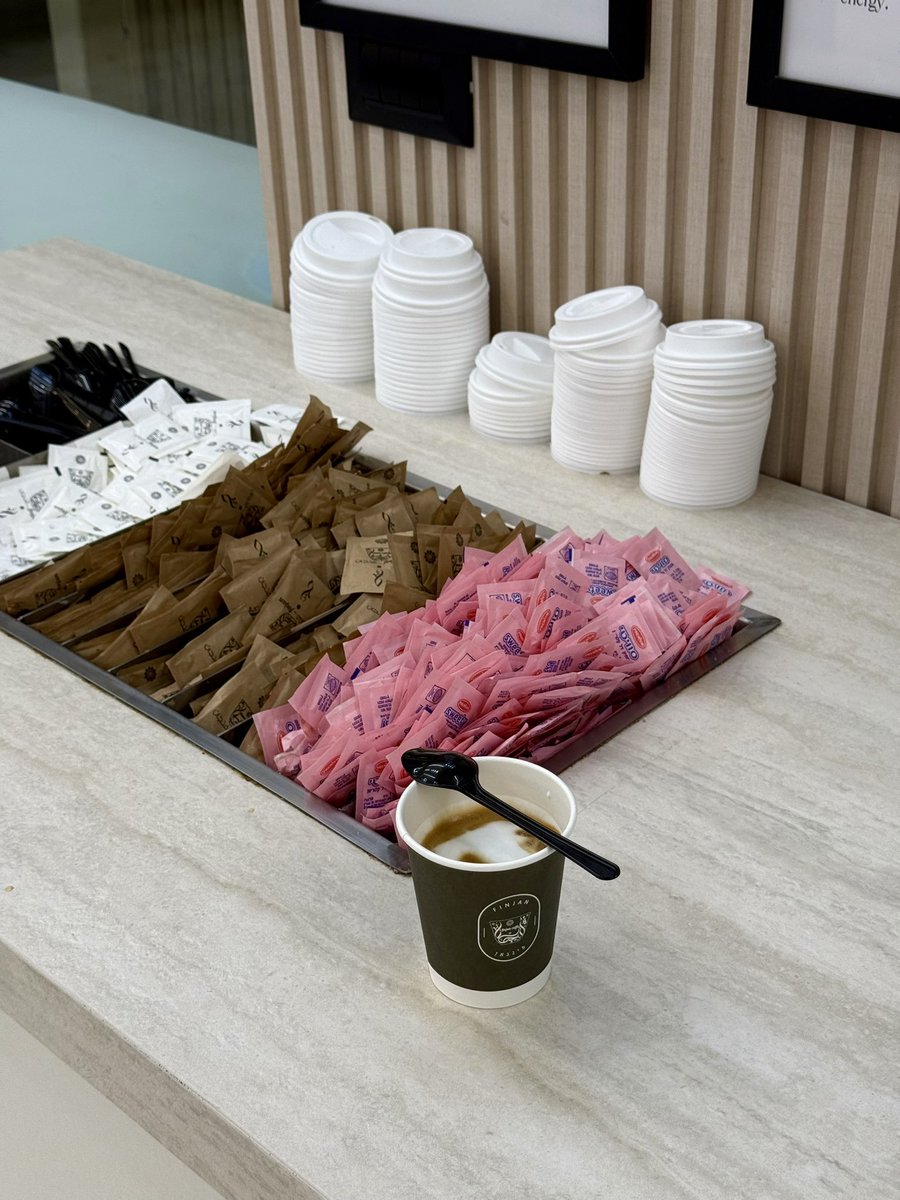 " إِنَّ اللَّهَ وَمَلائِكَتَهُ يُصَلُّونَ عَلَى النَّبِيِّ 
يَا أَيُّهَا الَّذِينَ آمَنُوا صَلُّوا عَلَيْهِ 
وَسَلِّمُوا تَسْلِيمًا "💕

اللَّهُمَّ صَلِّ وَسَلِّمْ عَلَى نَبَيِّنَا مُحَمَّد