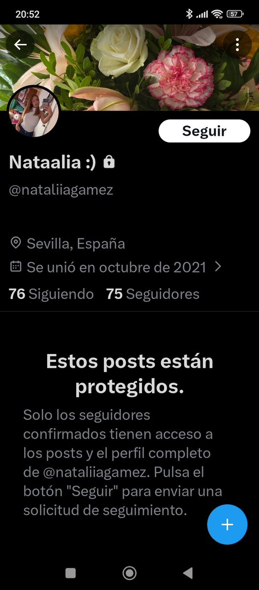 Ojo con este perfil. Pide dinero para que su madre no muera de cáncer, cuando le preguntas en referencia a que en España lo cubre la Seguridad Social y esas cosas, te contesta  algo poco claro, le haces una segunda pregunta y te bloquea. Es evidente que es una estafa.