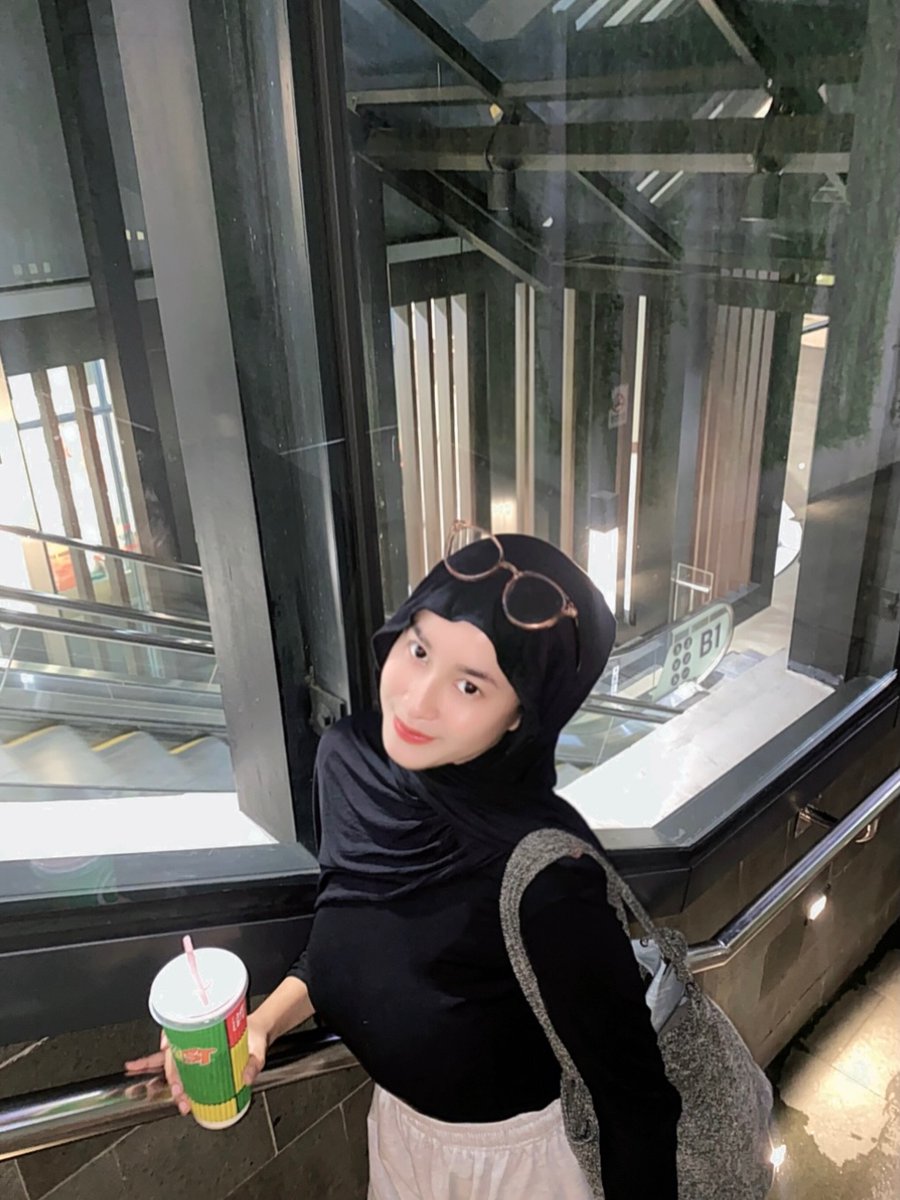 idamanhijab's tweet photo. https://t.co/N2eRvhL1wC