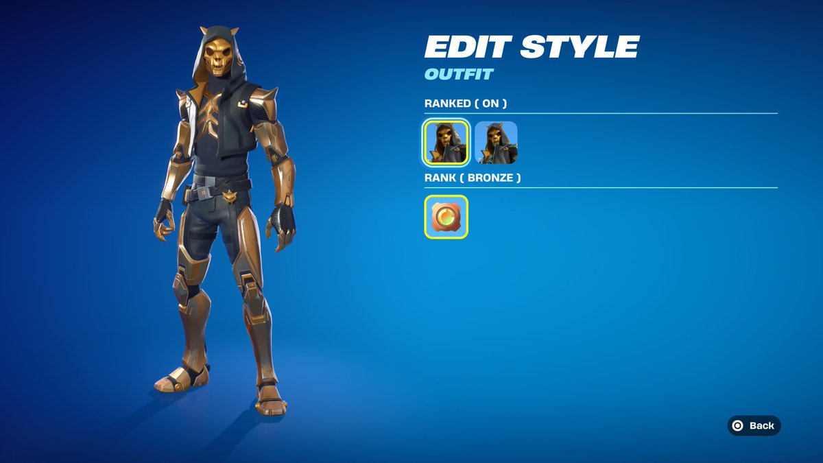 DanielC12805228's tweet photo. @FortniteStatus I am unreal in a Zero Build Battle Royale but the only style that is available to me for the Felinos skin and felinos claw pickaxe is bronze. Can you fix this already. https://t.co/V8QqAyPGAx