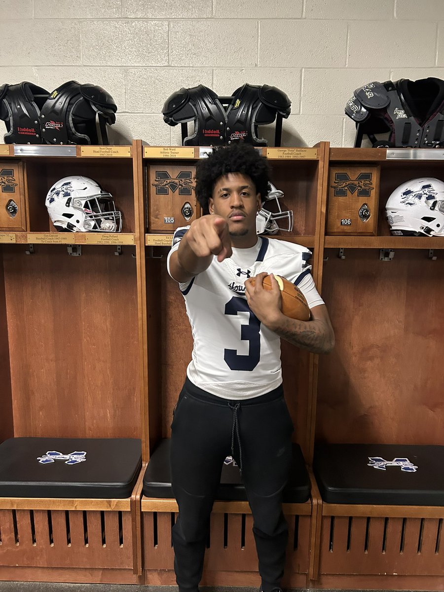 2tuff_Bam's tweet photo. After a great official visit to @MoravianU, I am truly honored and blessed to receive the opportunity to play football for @MoravianFB. @JohnKidnerOL 

#AGTG @ElktonFootball @CoachPonzoEHS @UCBAC_stats https://t.co/Xv8kRhTZlj