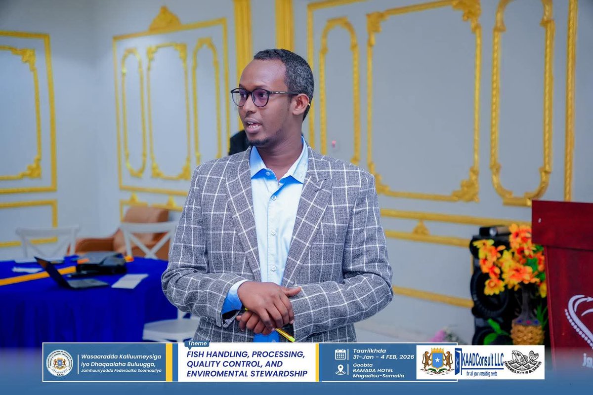 hasan_macow's tweet photo. Grateful to co-facilitate with my colleagues the Training of Trainers (ToT) program on Fish Handling, Processing, Quality Control, and Environmental Stewardship. @MFBESomalia organized the training in collaboration with KAAD–Fishtech Joint Venture and with support from SHIIP. https://t.co/R1D933JqvY