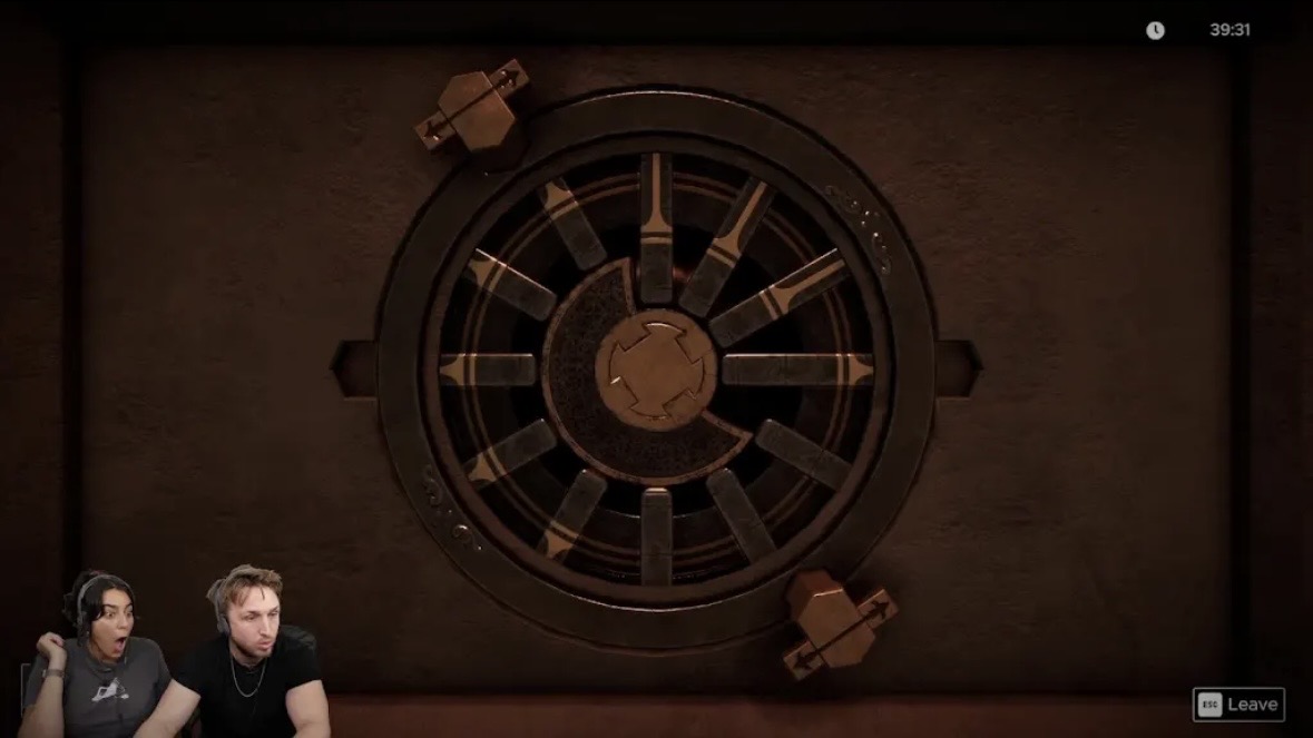 smoshbase_'s tweet photo. Smosh Games community post

"Tomorrow, can Amanda and Shayne escape? 🤔🗝️" https://t.co/EQtNpKwjRL
