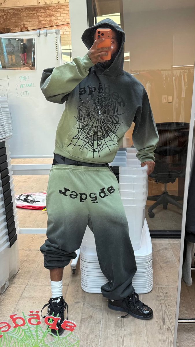 staygroundeadtv's tweet photo. Young Thug gives a first look at the SP5DER x Adidas Superstar in black https://t.co/ZbeeQRDsfY